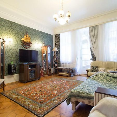 Apartment In The Center Of Charkiw Exterior foto