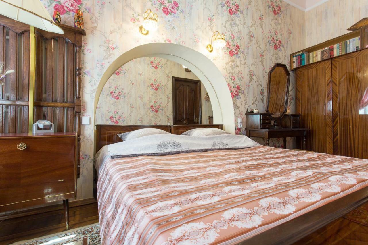 Apartment In The Center Of Charkiw Exterior foto